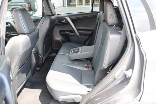 Used 2016 Toyota RAV4 SE w/ Advanced Technology Package AWD/4WD image 40