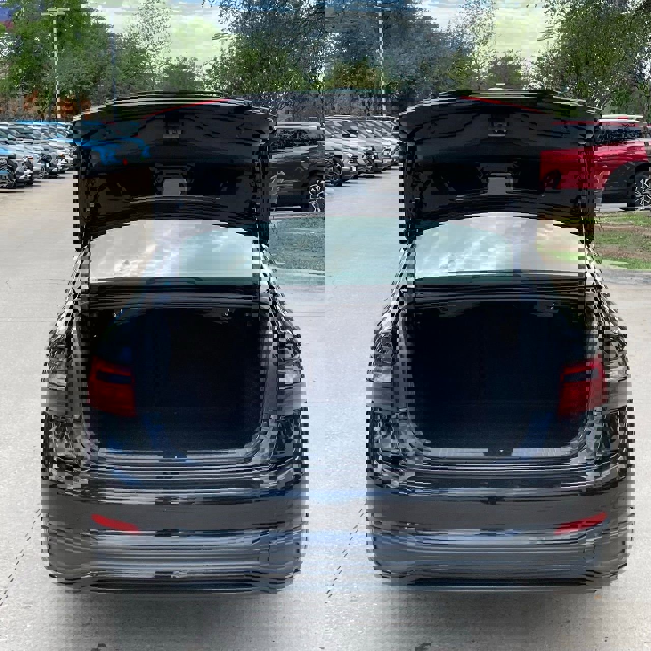 Used 2024 Volkswagen Jetta S FWD image 23