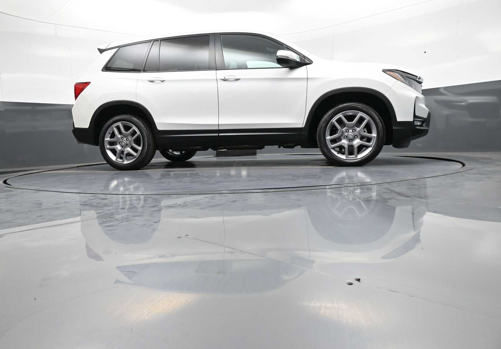 Certified 2023 Honda Passport EX-L image 29
