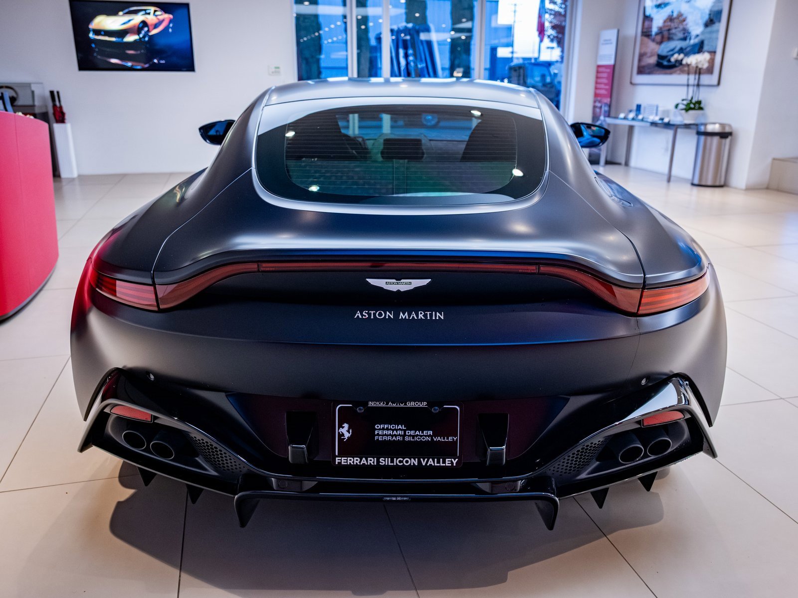 Used 2020 Aston Martin V8 Vantage Coupe image 5