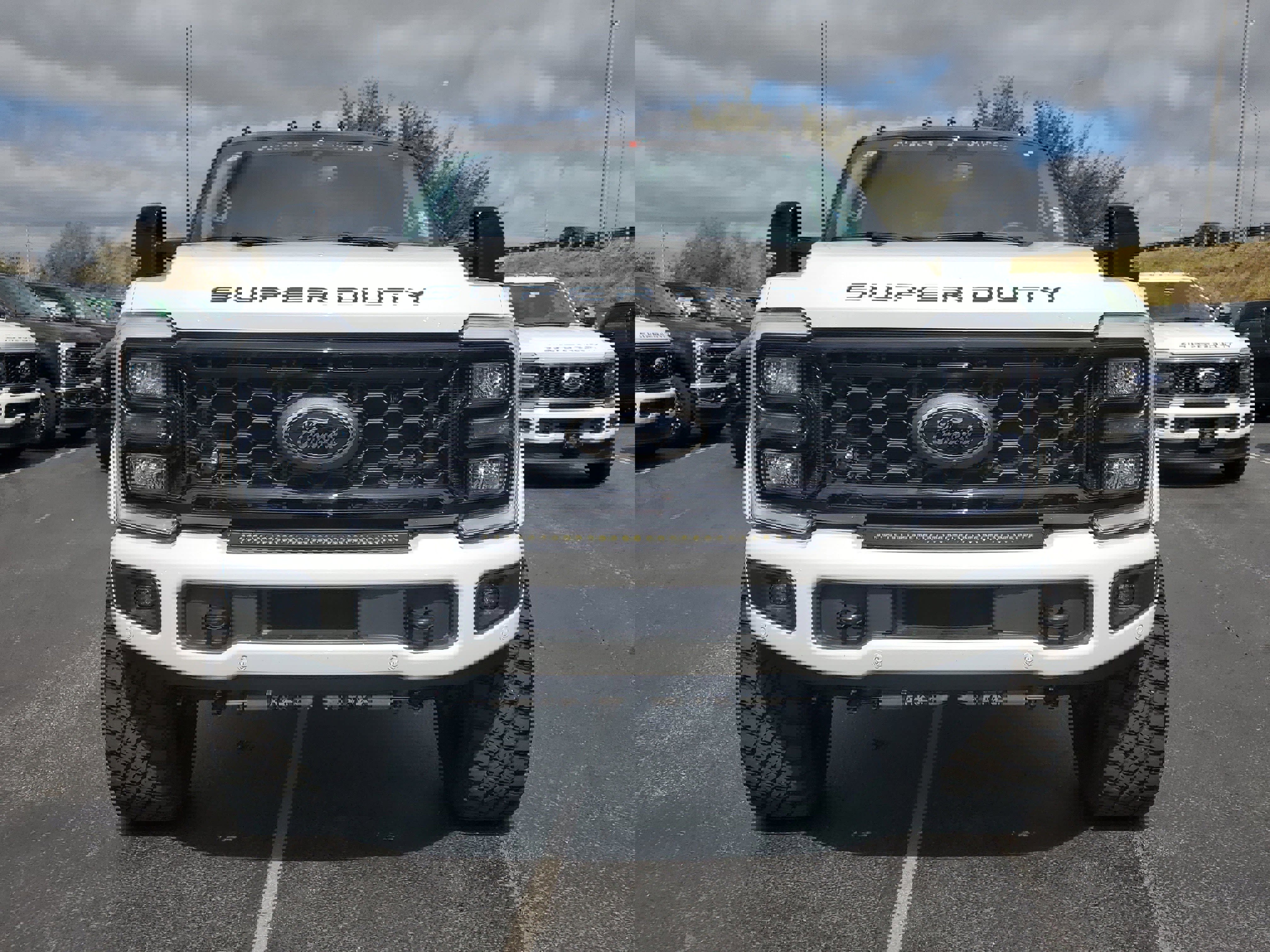 Used 2025 Ford F250 Lariat w/ Lariat Ultimate Package image 2