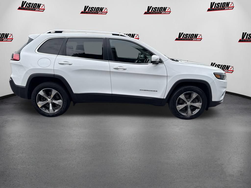 Used 2019 Jeep Cherokee Limited AWD/4WD image 4