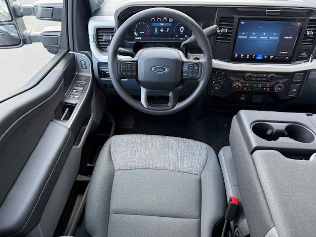 New 2026 Ford F250 4x4 Crew Cab Super Duty image 28