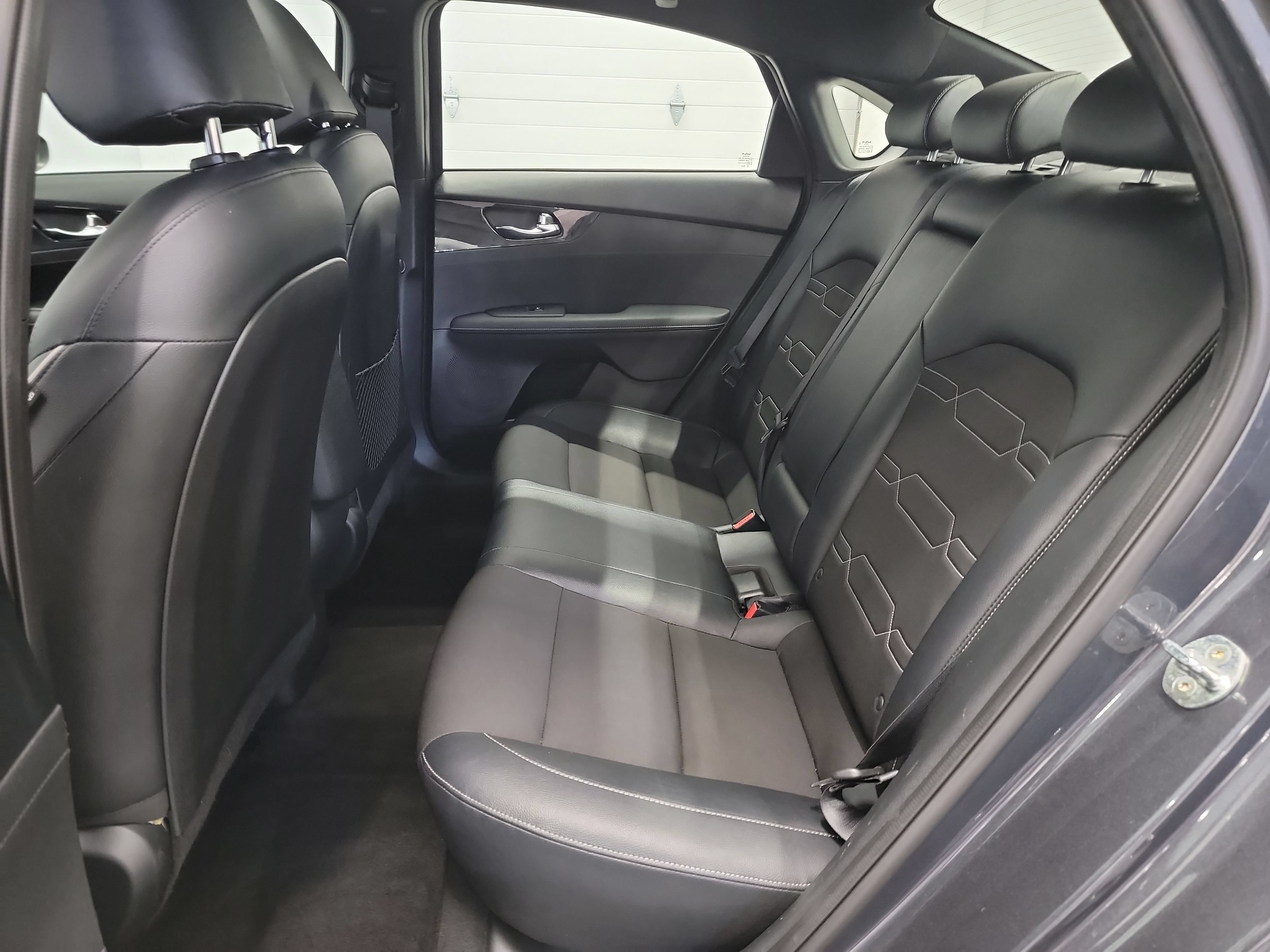 Used 2023 Kia Forte GT-Line w/ GT-Line Premium Package FWD image 27