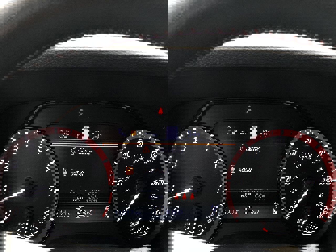 Used 2024 Nissan Frontier PRO-4X w/ Technology Package image 16