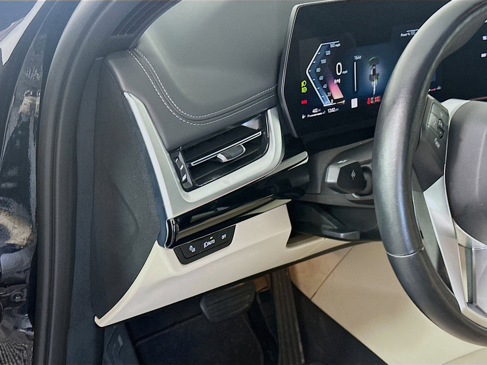 Used 2024 BMW X1 xDrive28i image 17