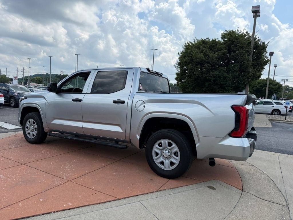 Used 2023 Toyota Tundra SR AWD/4WD image 4