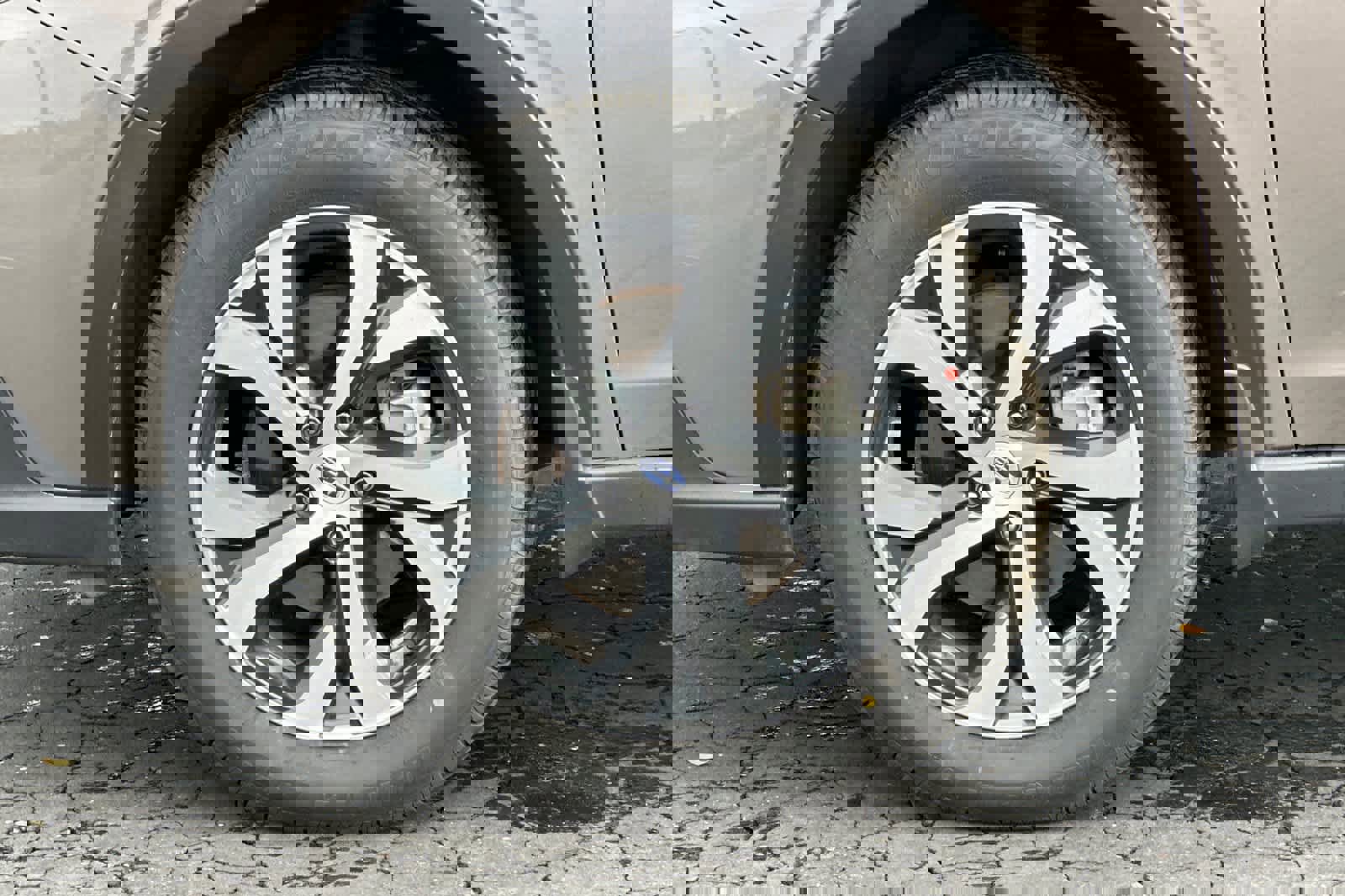 Used 2021 Subaru Outback Limited image 32