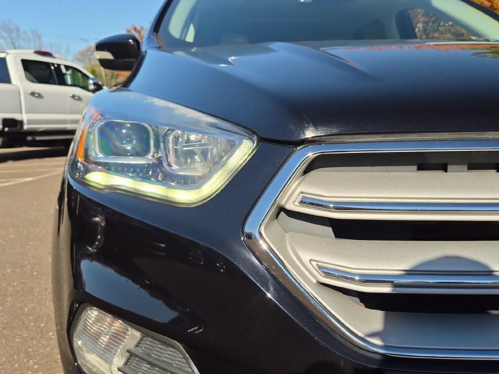 Certified 2019 Ford Escape Titanium AWD/4WD image 18