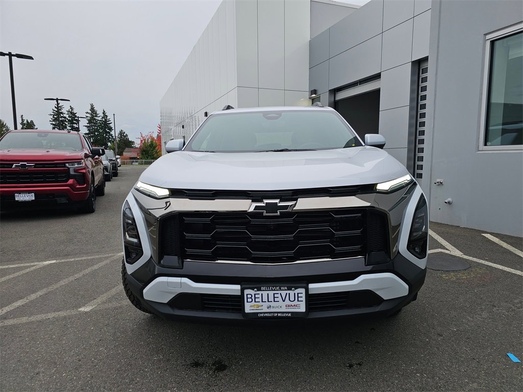 New 2026 Chevrolet Equinox ACTIV w/ Convenience Package III image 2