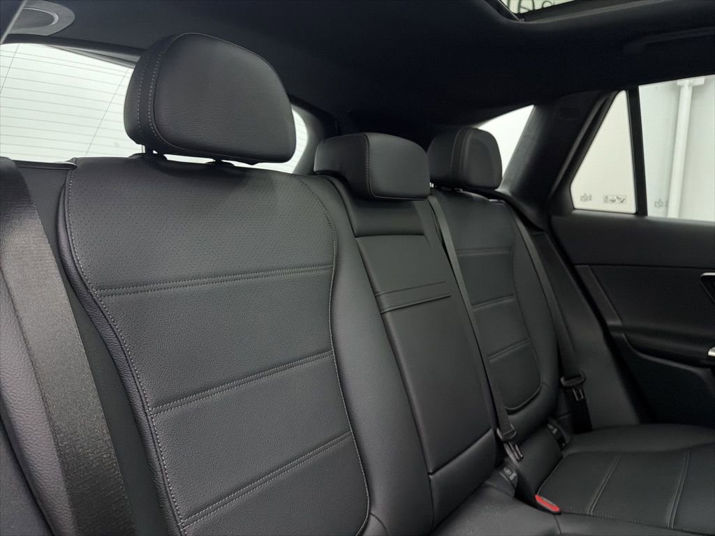 New 2026 Mercedes-Benz GLC 300 4MATIC image 26