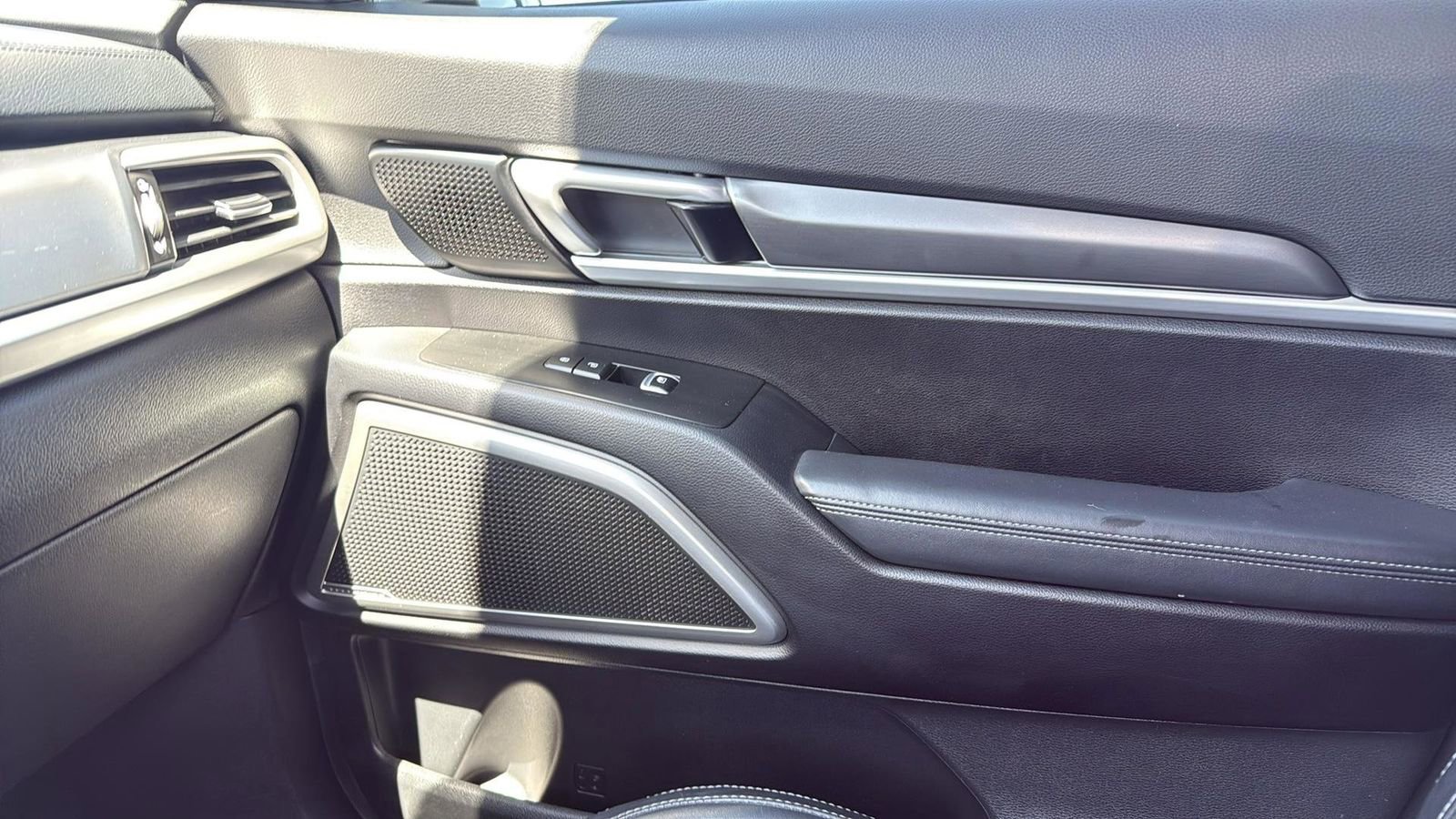 Used 2021 Kia Telluride S image 24