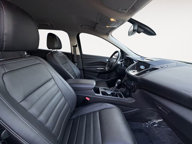 Used 2017 Ford Escape Titanium image 14
