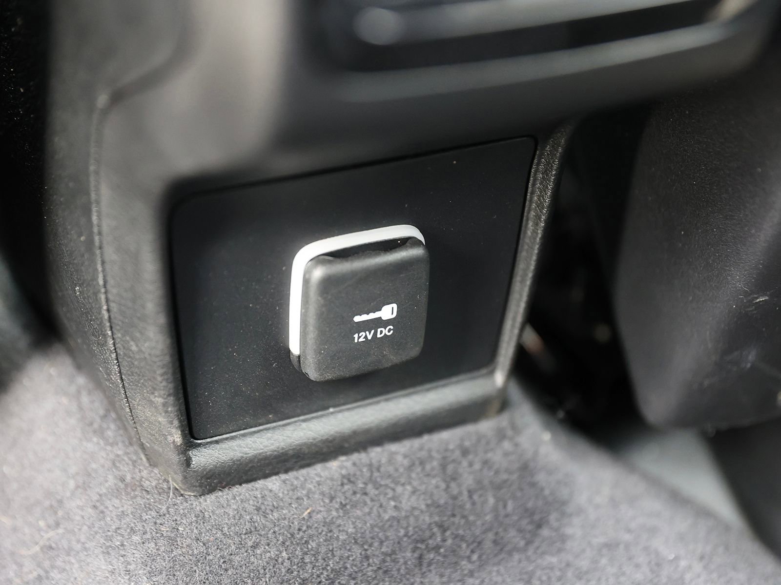 Used 2024 Jeep Compass Limited w/ Sun and Sound Group AWD/4WD image 22