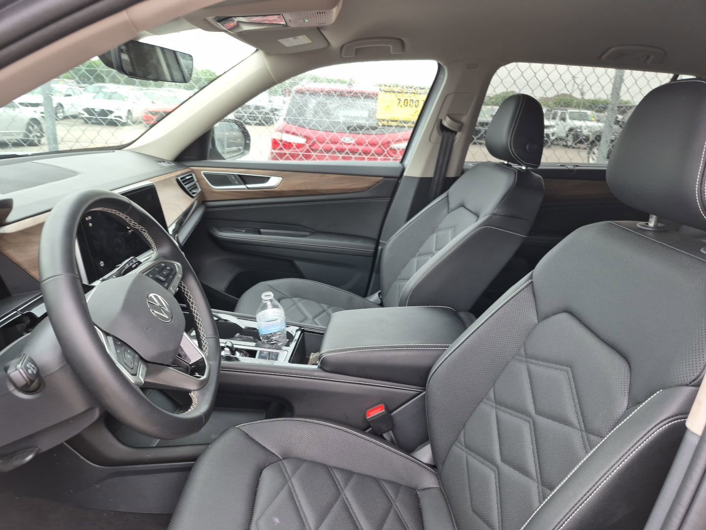 Used 2026 Volkswagen Atlas SE AWD/4WD image 11