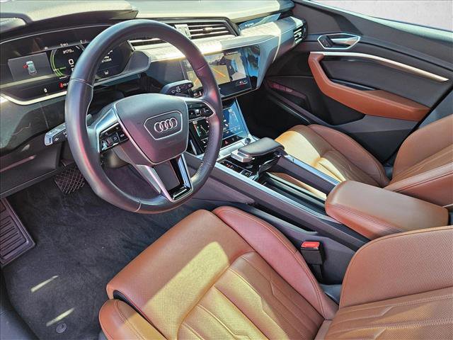 Used 2022 Audi e-tron Chronos AWD/4WD image 10