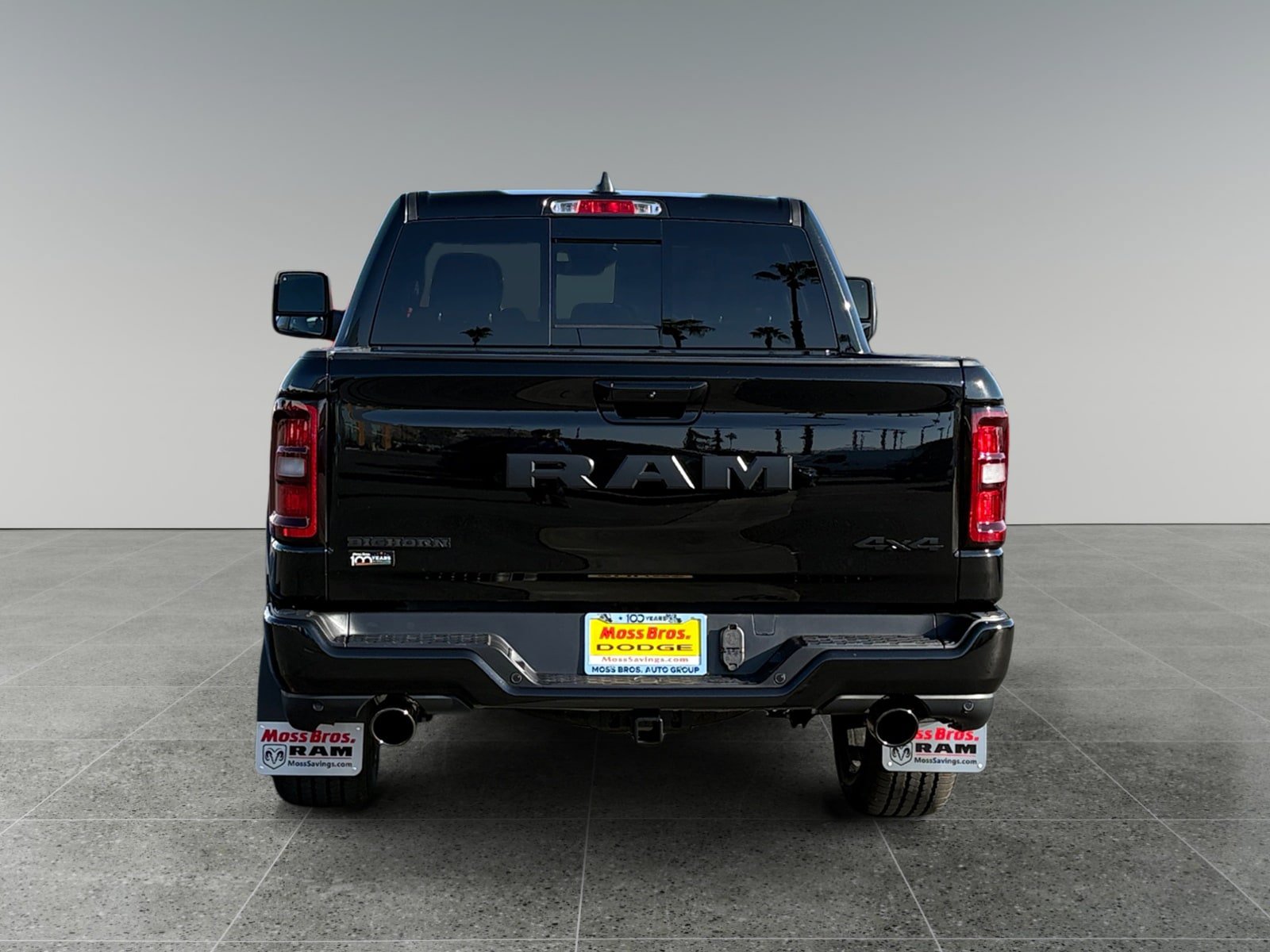 New 2027 RAM 1500 4x4 Crew Cab image 4