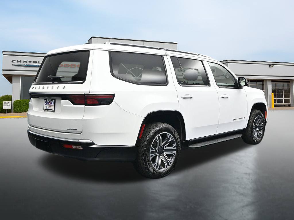 Used 2024 Jeep Wagoneer Series II AWD/4WD image 5