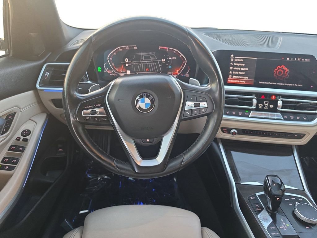 Used 2020 BMW 330i Sedan w/ Premium Package RWD image 12