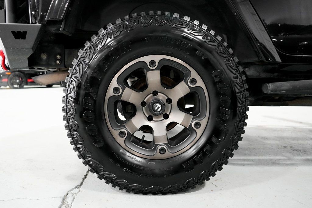 Used 2017 Jeep Wrangler Unlimited Rubicon image 34