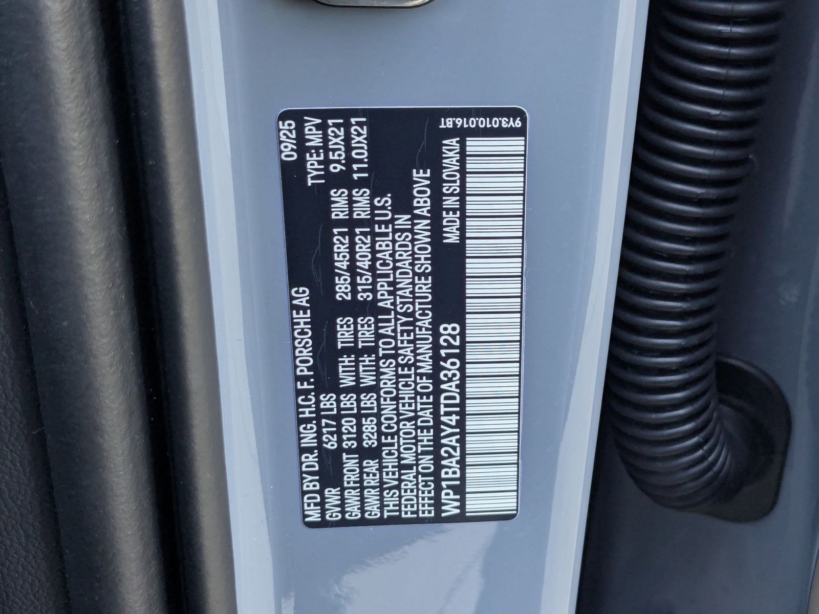 New 2026 Porsche Cayenne Coupe image 30