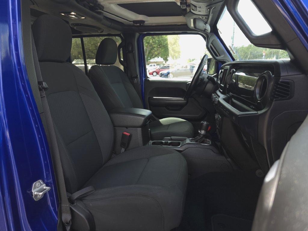 Used 2020 Jeep Wrangler Unlimited Sport AWD/4WD image 16