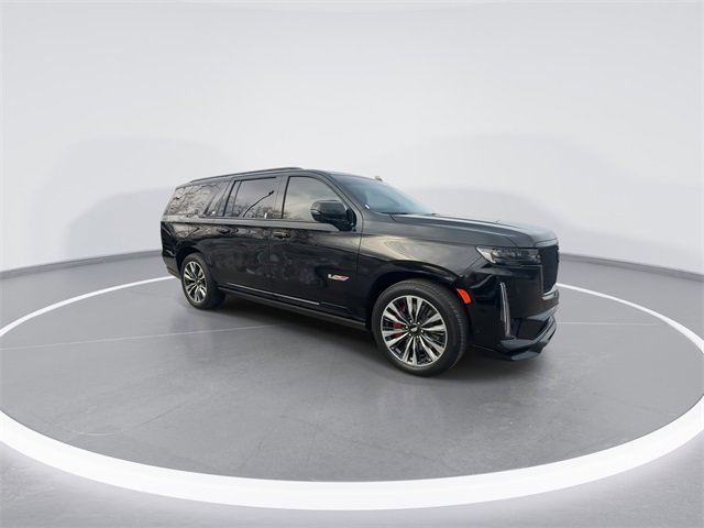 Used 2023 Cadillac Escalade ESV V image 2