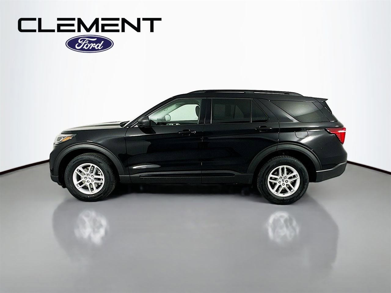 New 2026 Ford Explorer Active image 4