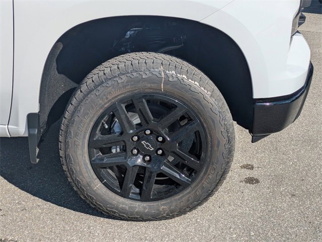 New 2026 Chevrolet Silverado 1500 Custom Trail Boss w/ Dark Appearance Package image 12