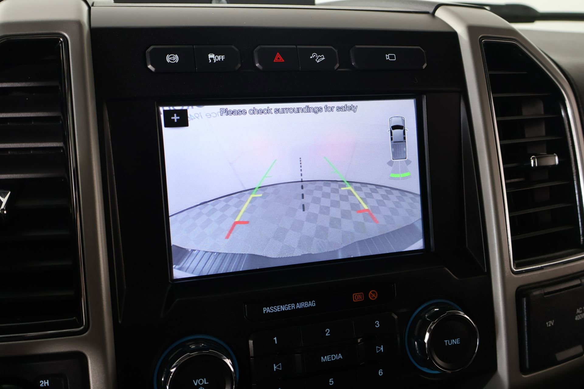 Used 2019 Ford F250 Lariat w/ Lariat Ultimate Package image 6