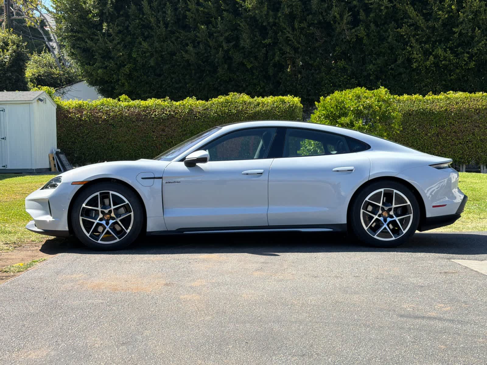 New 2026 Porsche Taycan AWD/4WD image 2