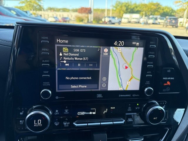 Used 2020 Toyota Highlander Limited image 18