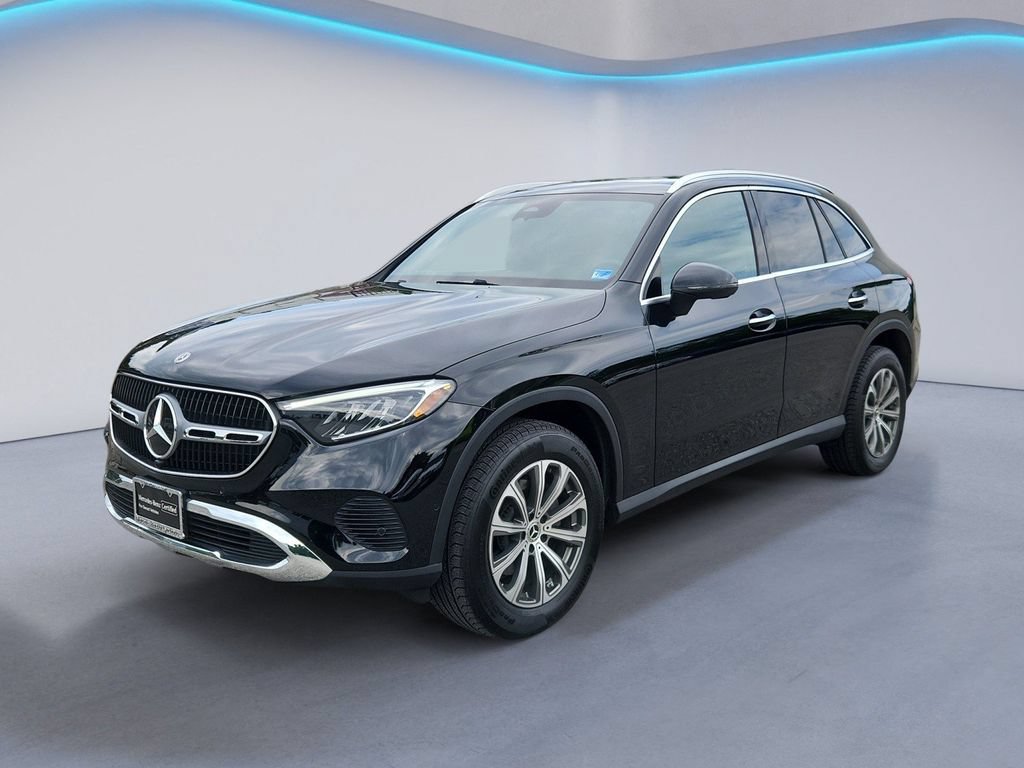 Certified 2025 Mercedes-Benz GLC 300 4MATIC image 7
