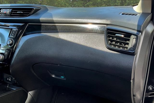 Used 2019 Nissan Rogue Sport SL w/ Premium Package AWD/4WD image 26