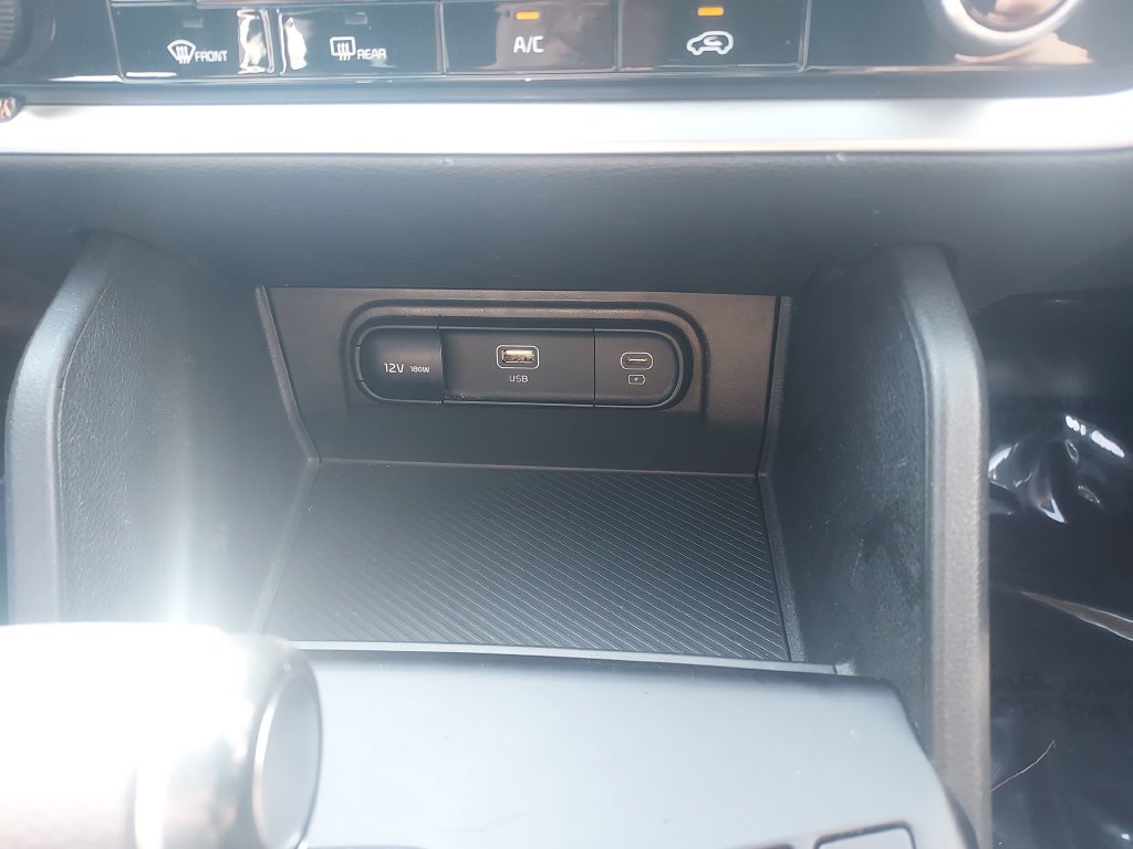 Used 2023 Kia Sportage LX FWD image 18