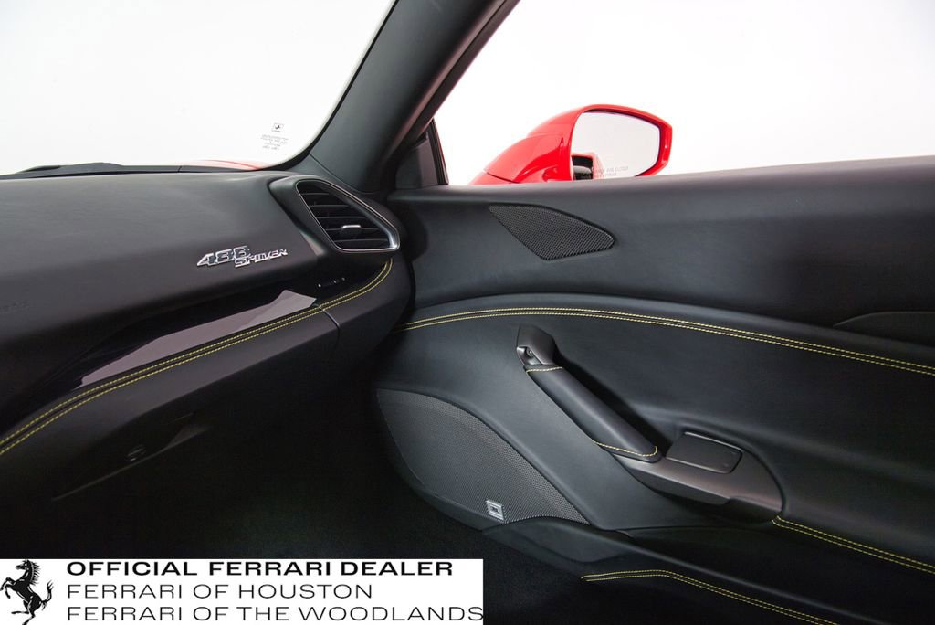 Used 2019 Ferrari 488 Spider image 15
