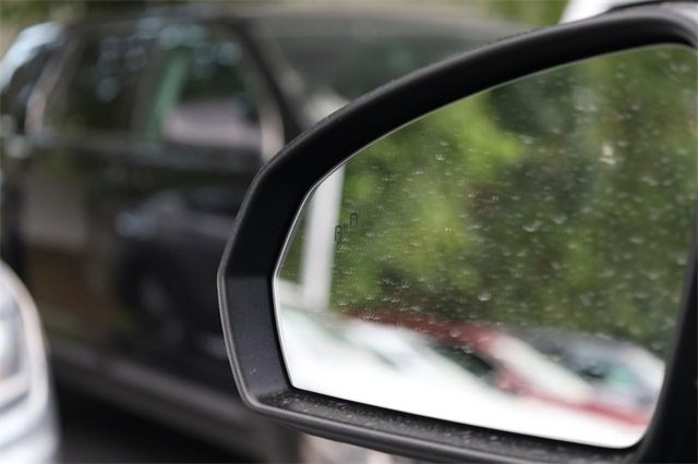 New 2025 Volkswagen Taos S image 19