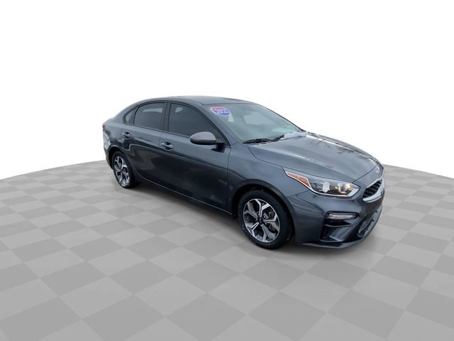Used 2021 Kia Forte LXS image 2