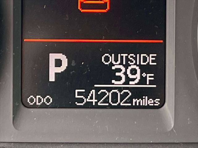 Certified 2018 Toyota Corolla LE image 27