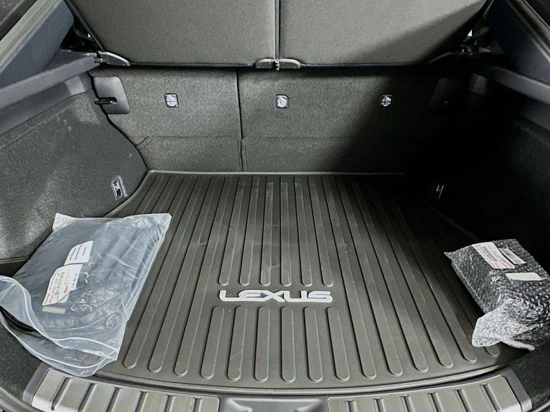 New 2026 Lexus RZ 450e AWD w/ Technology Package image 31
