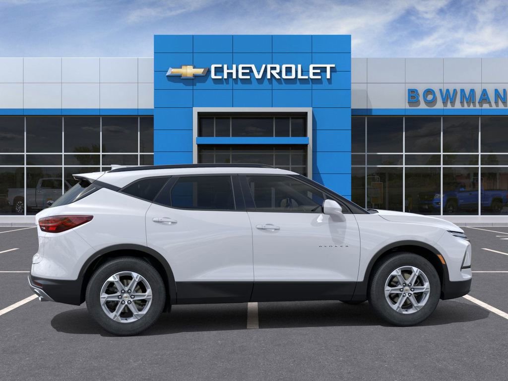 New 2026 Chevrolet Blazer LT image 5