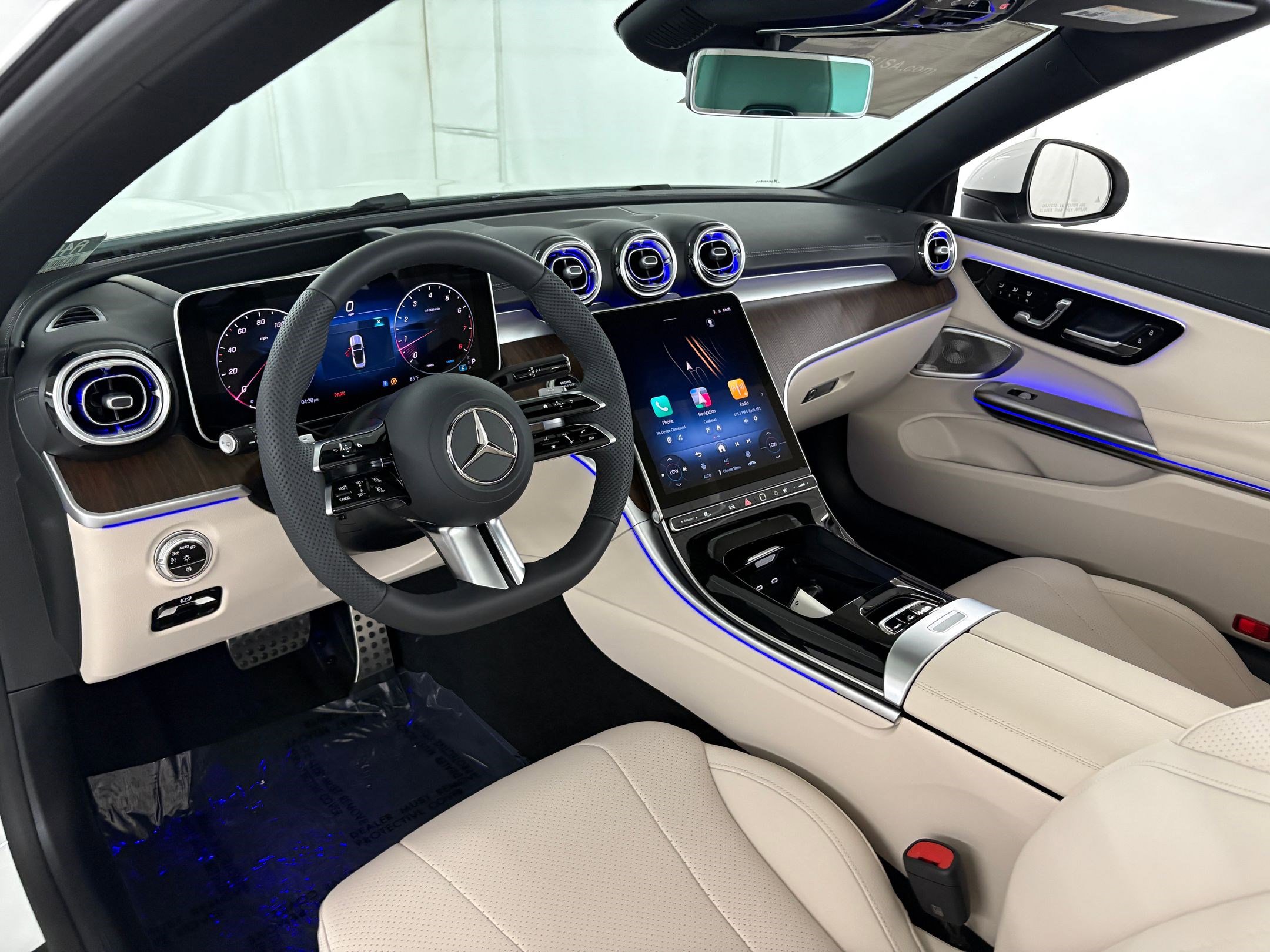 New 2026 Mercedes-Benz CLE 300 4MATIC Cabriolet image 4