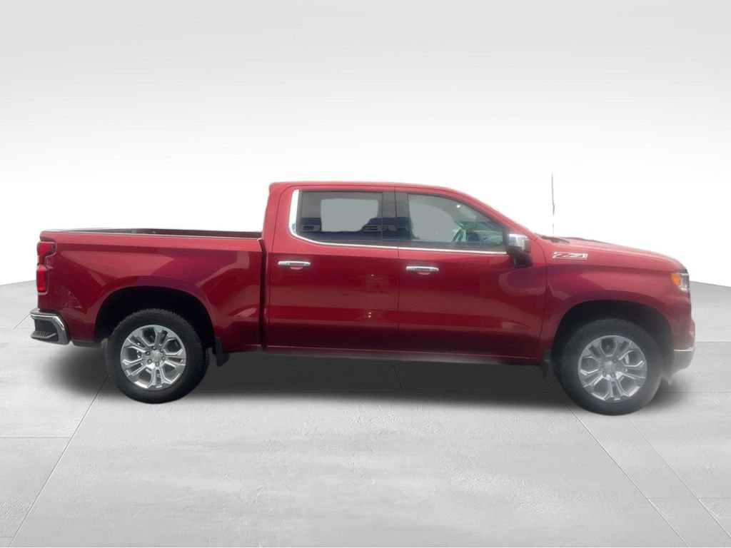 Used 2025 Chevrolet Silverado 1500 LTZ w/ Technology Package AWD/4WD image 42