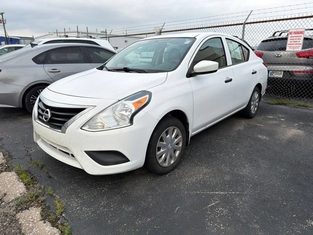 Used 2016 Nissan Versa S FWD image 7