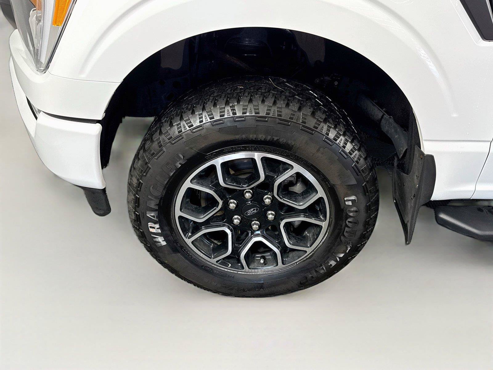 Used 2021 Ford F150 XLT w/ Equipment Group 302A High AWD/4WD image 8