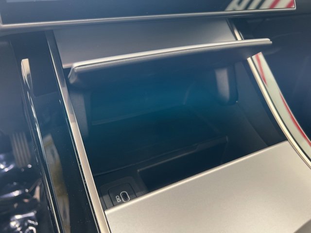 Used 2025 Land Rover Range Rover Evoque S image 24