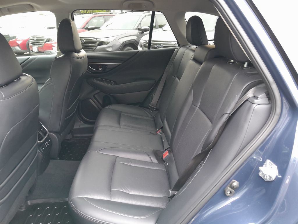 Used 2023 Subaru Outback Limited AWD/4WD image 31