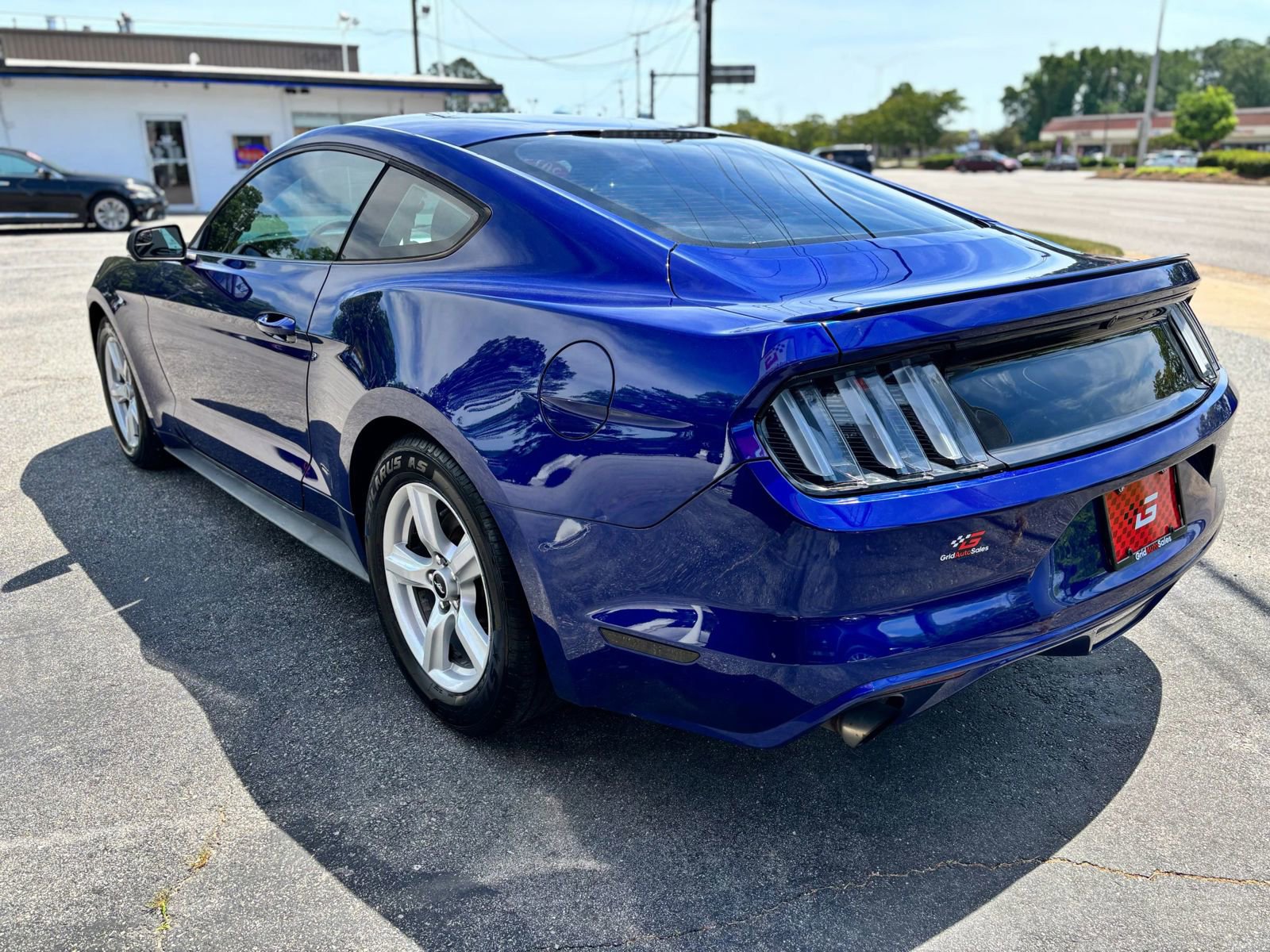 Used 2015 Ford Mustang Coupe image 5
