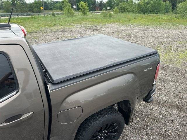 Used 2015 GMC Canyon SLE AWD/4WD image 11