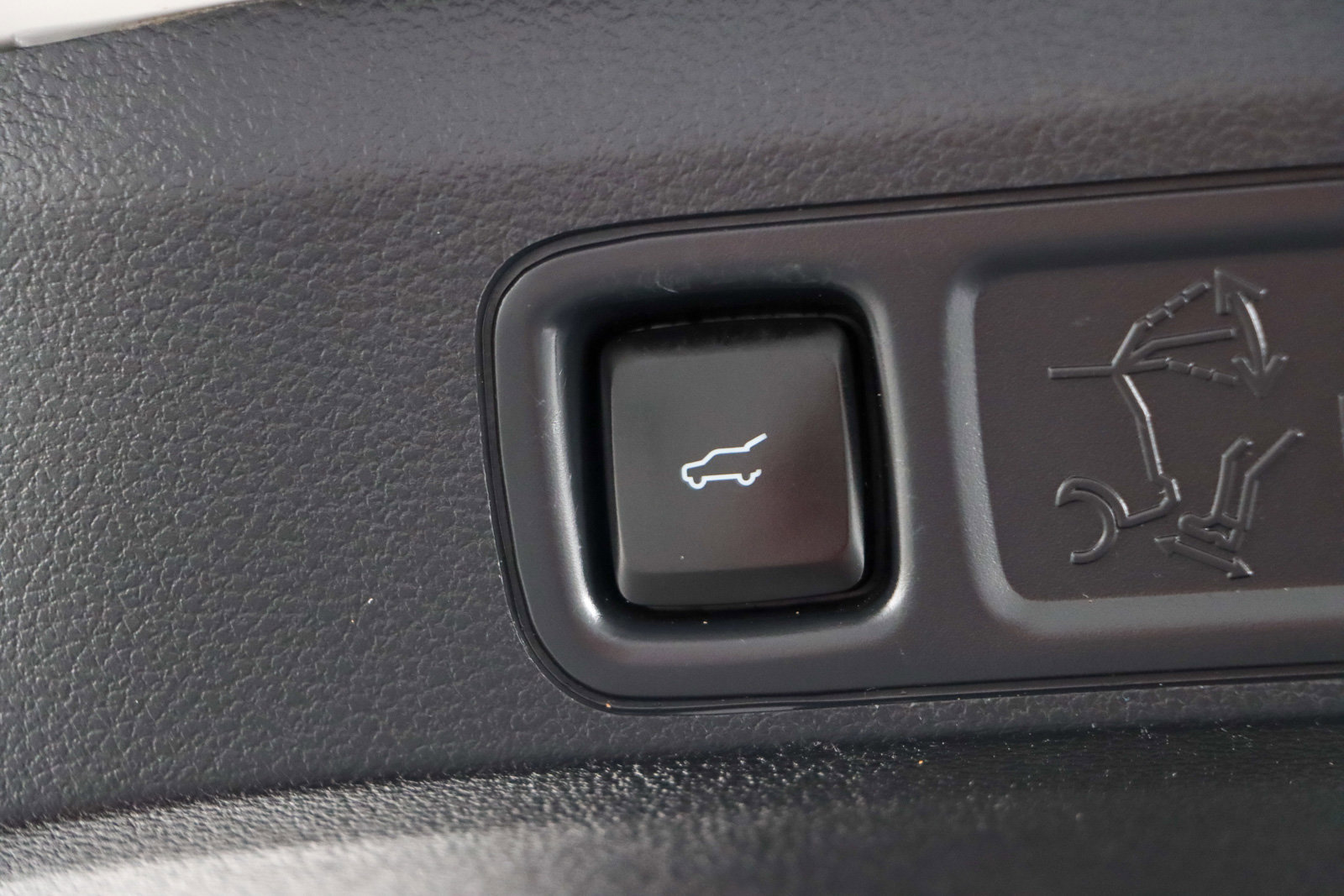 Used 2022 Ford Expedition Limited image 33